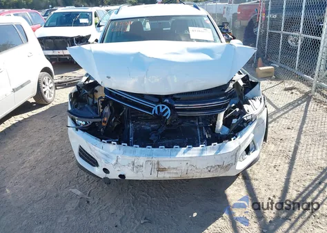 2018 Volkswagen Tiguan Limited 2.0T from USA, damaged, VIN WVGBV7AXXJK004881